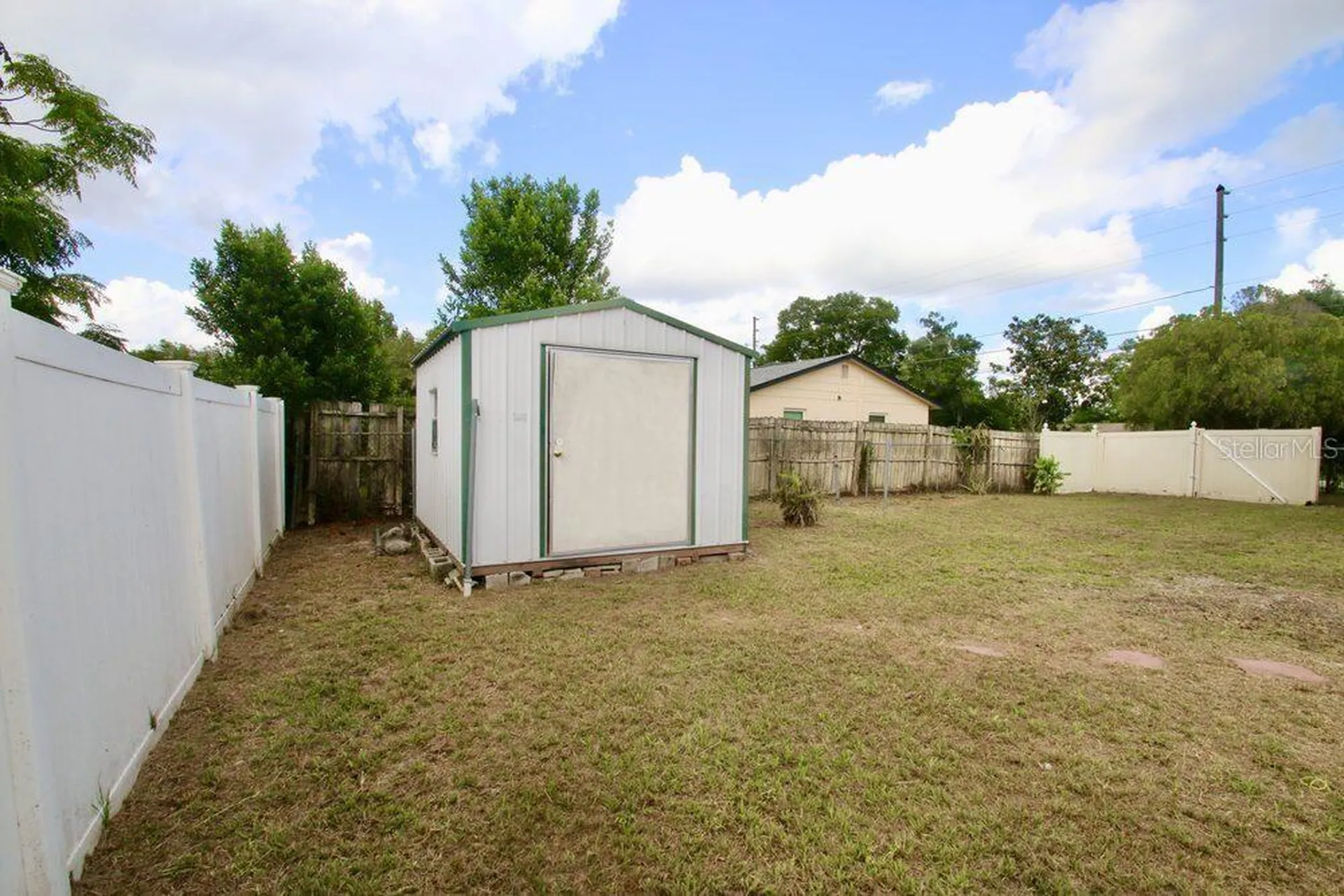 2202 Murdock Boulevard Orlando FL 32817