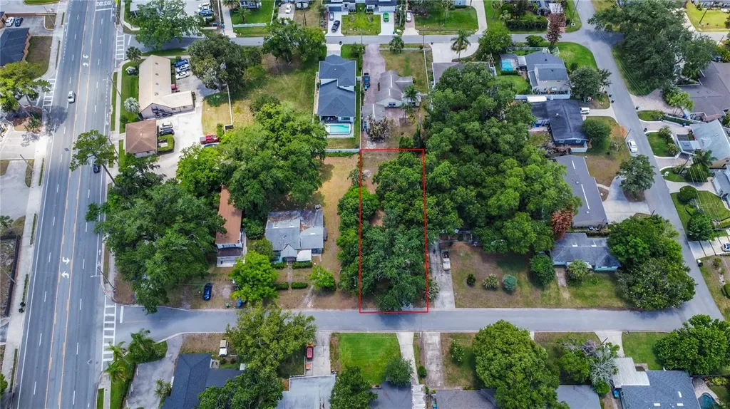 1014 Meadows Avenue Orlando FL 32804