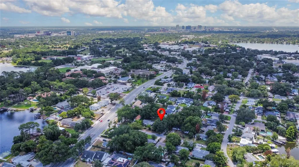 1014 Meadows Avenue Orlando FL 32804