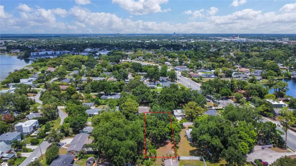 1014 Meadows Avenue Orlando FL 32804