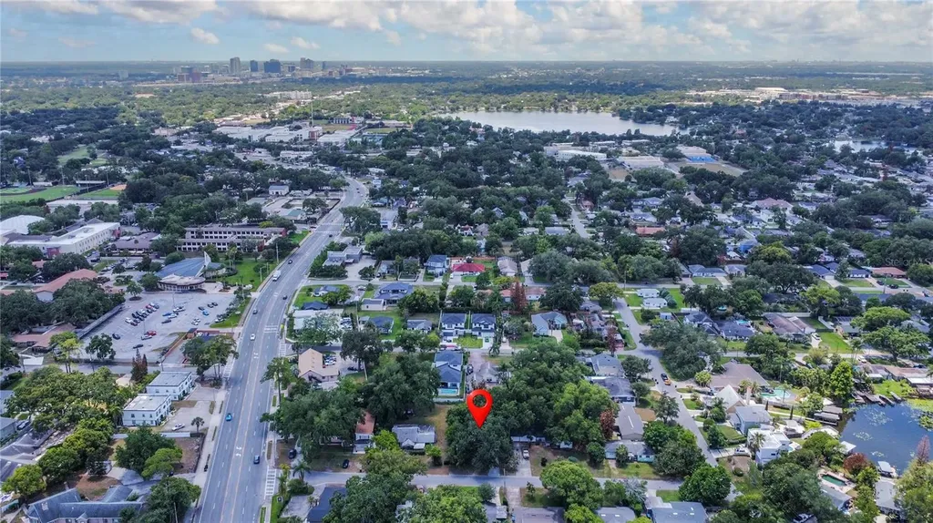 1014 Meadows Avenue Orlando FL 32804