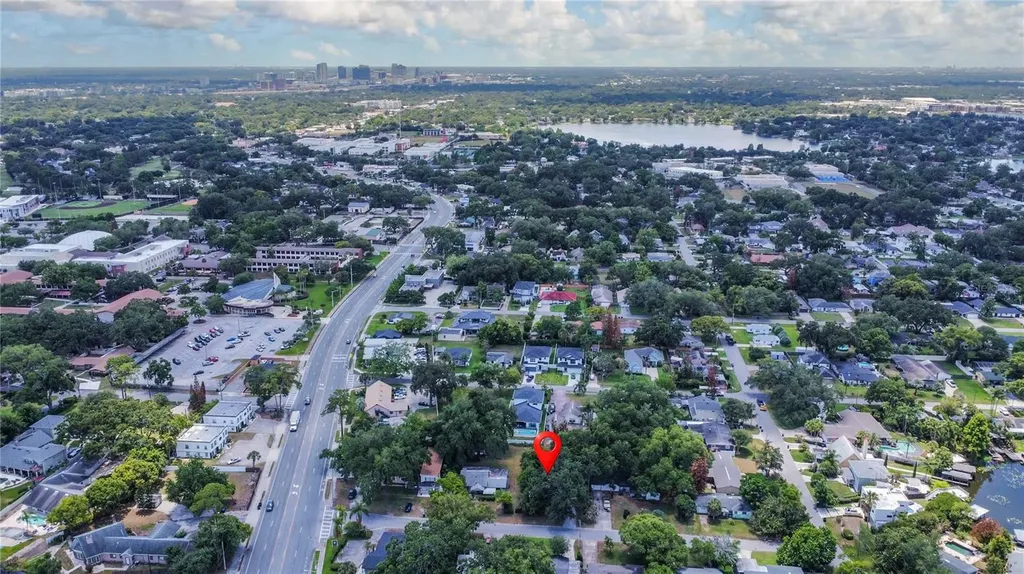 1014 Meadows Avenue Orlando FL 32804