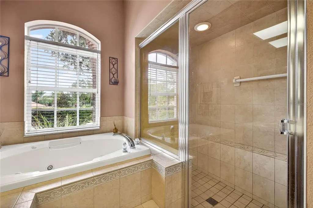 12643 Oak Hollow Court Dade City FL 33525