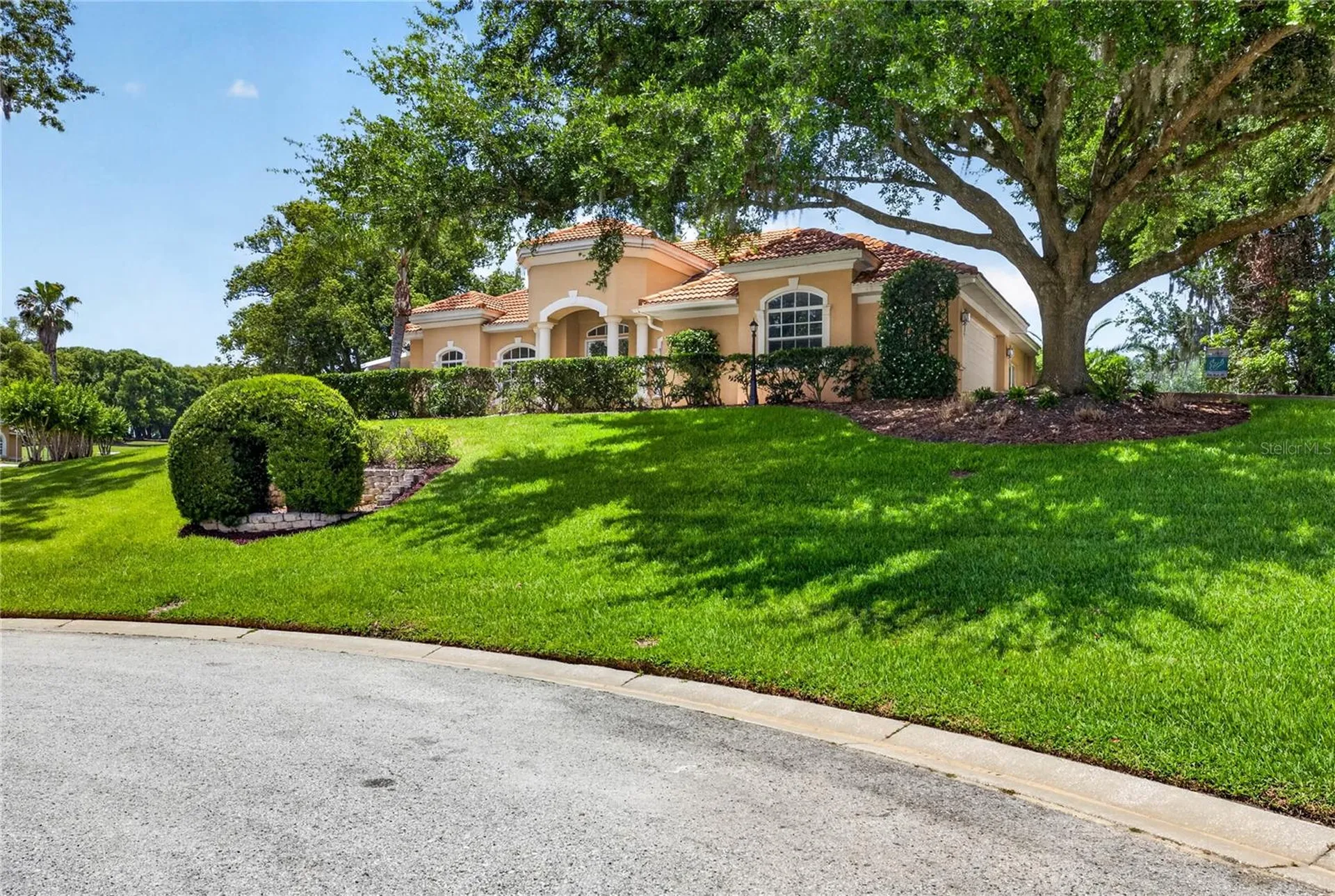 12643 Oak Hollow Court Dade City FL 33525
