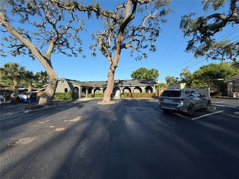 11520 Oakhurst Road Largo FL 33774