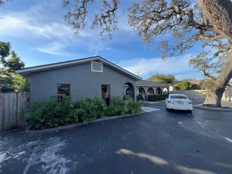 11520 Oakhurst Road Largo FL 33774