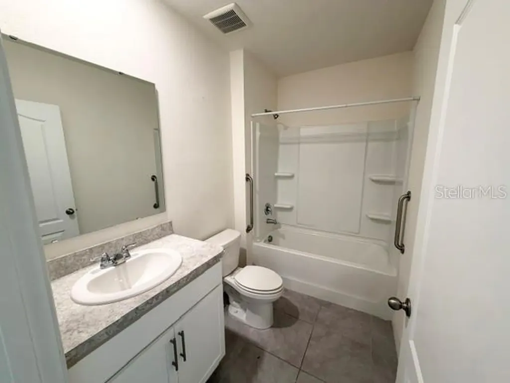 709 Versailles Lane Kissimmee FL 34759
