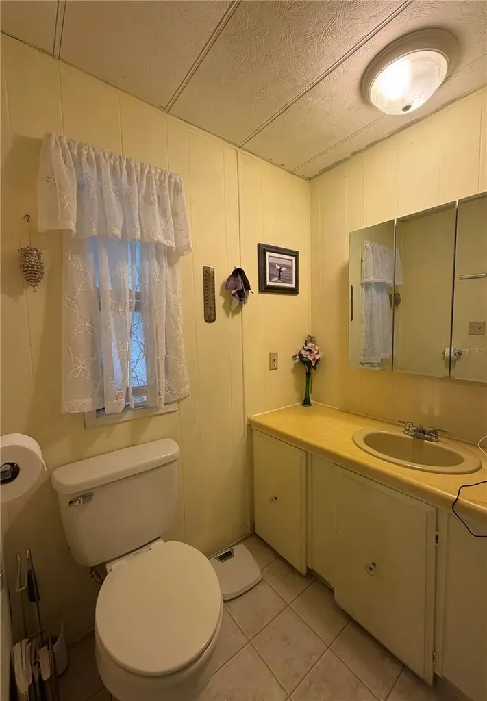 3315 Cr 431n Lake Panasoffkee FL 33538
