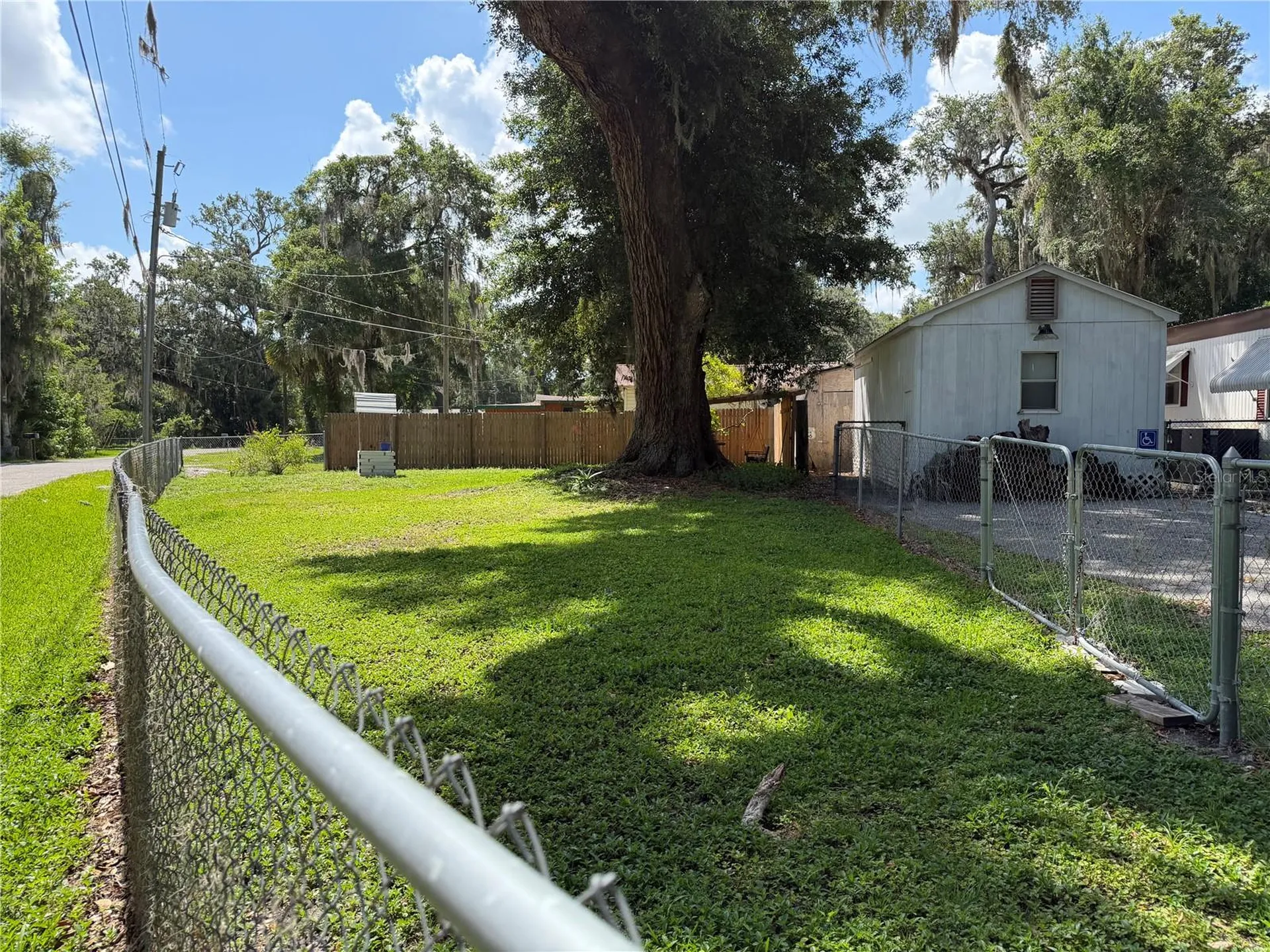 3315 Cr 431n Lake Panasoffkee FL 33538