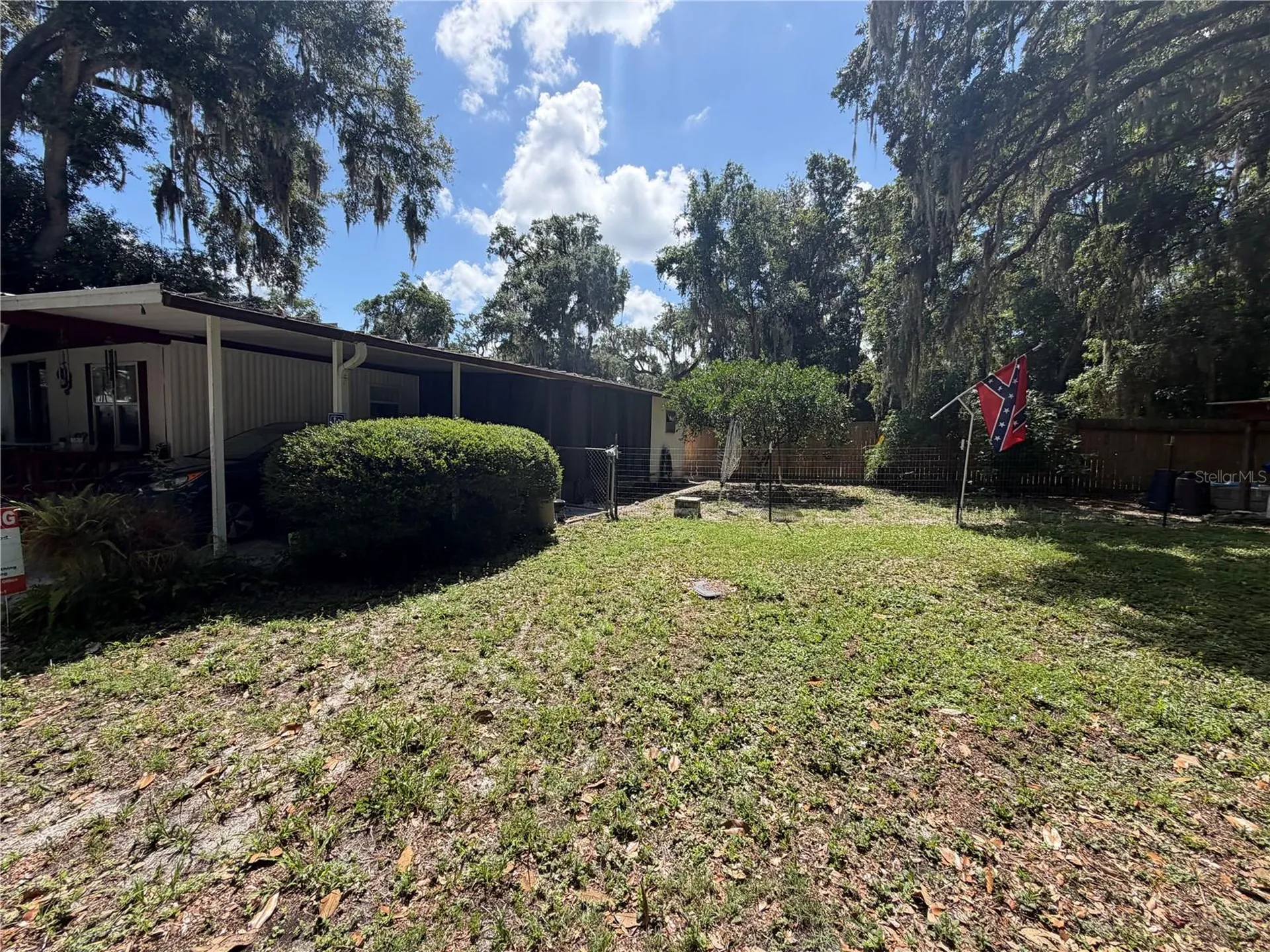 3315 Cr 431n Lake Panasoffkee FL 33538