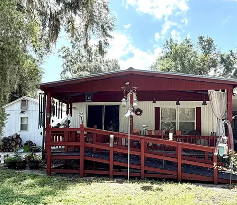3315 Cr 431n Lake Panasoffkee FL 33538
