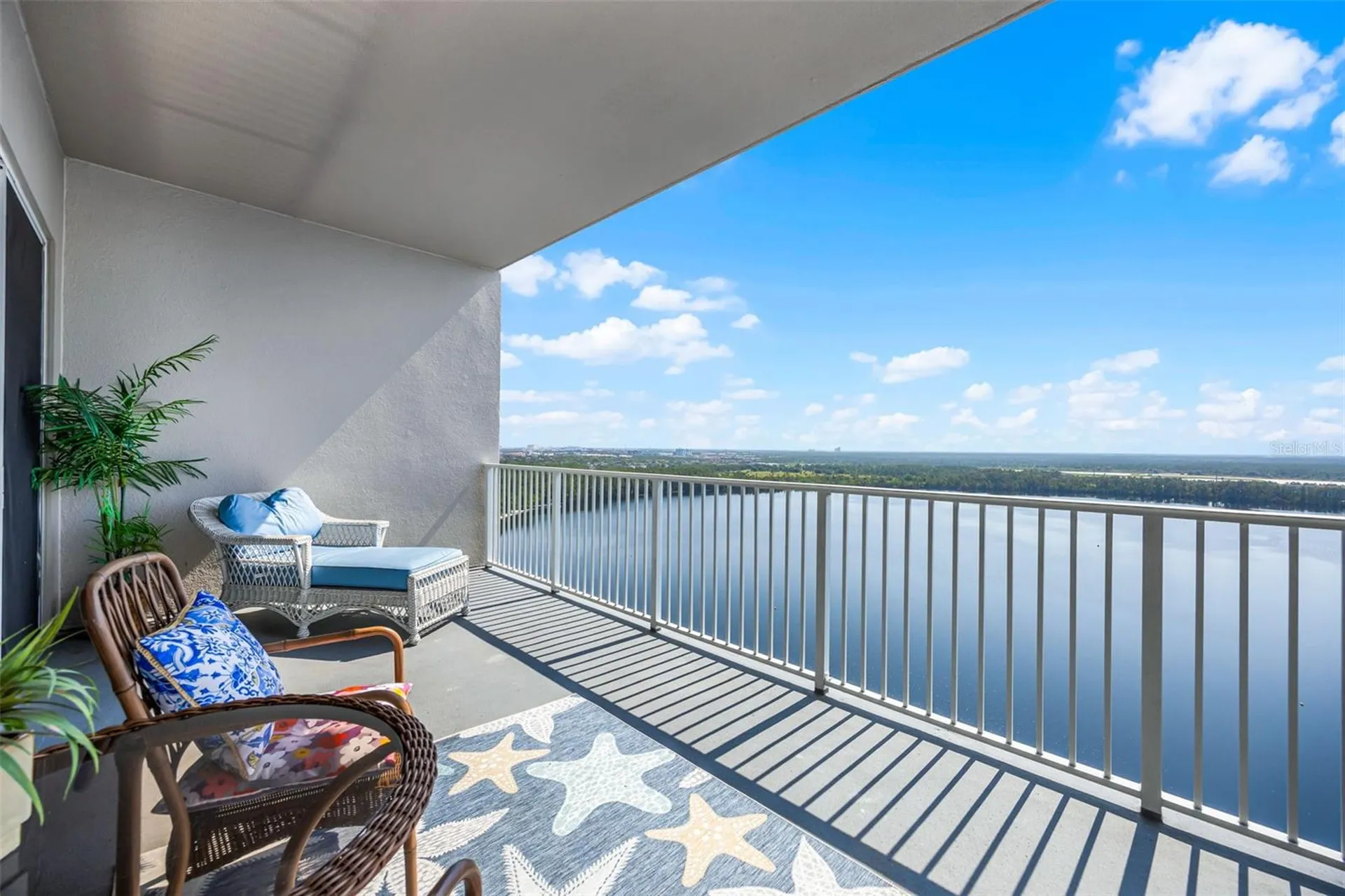 13427 Blue Heron Beach Drive Orlando FL 32821