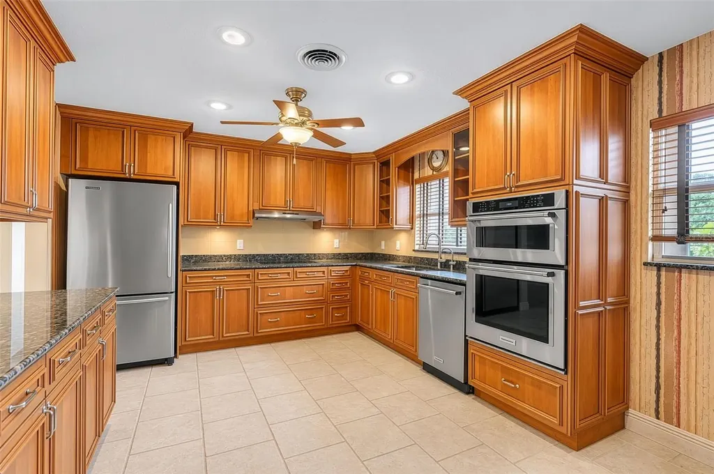 609 Laguna Drive Venice FL 34285
