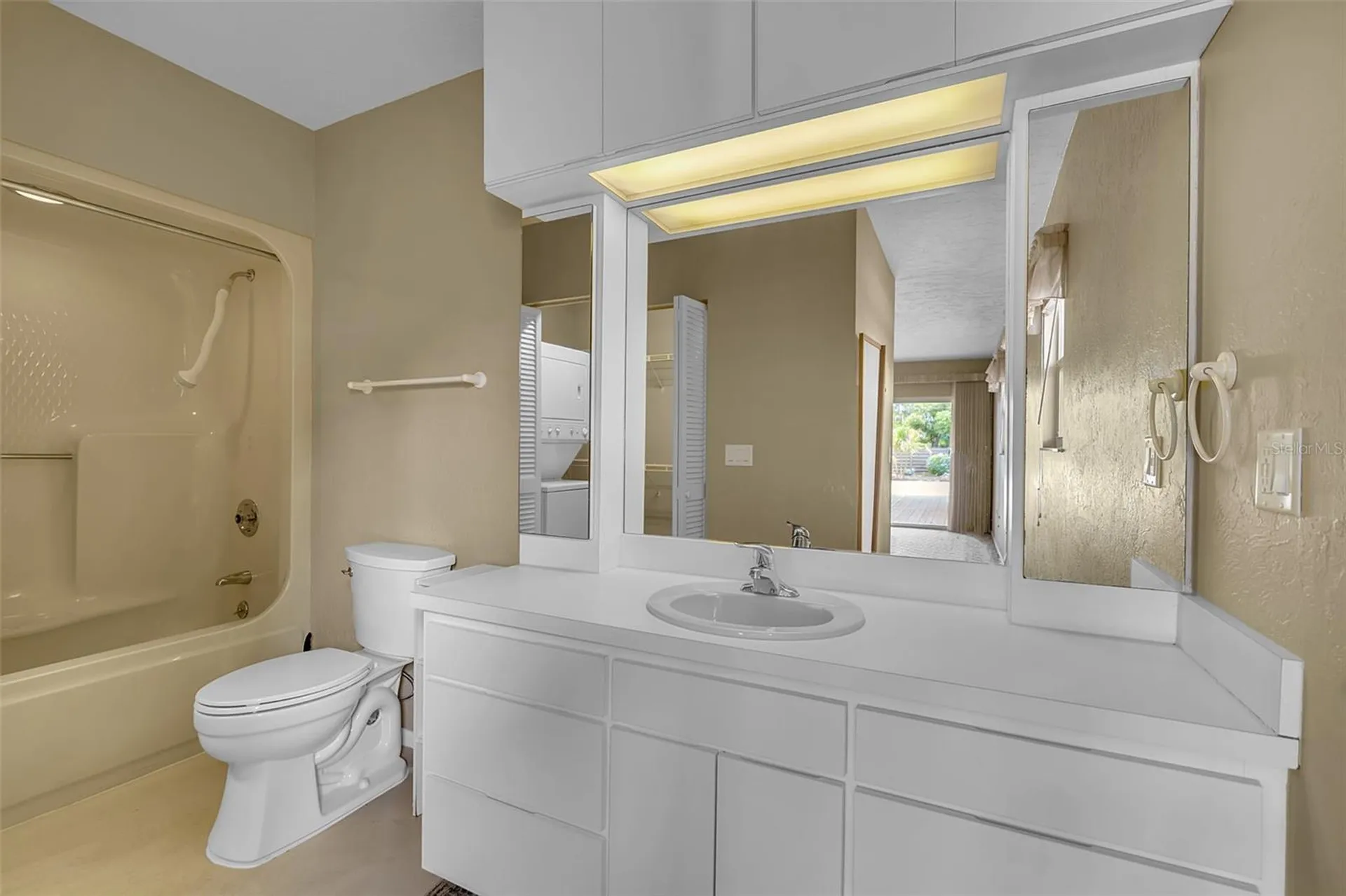 609 Laguna Drive Venice FL 34285