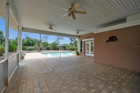 609 Laguna Drive Venice FL 34285