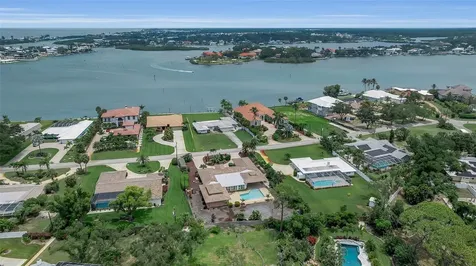 609 Laguna Drive Venice FL 34285