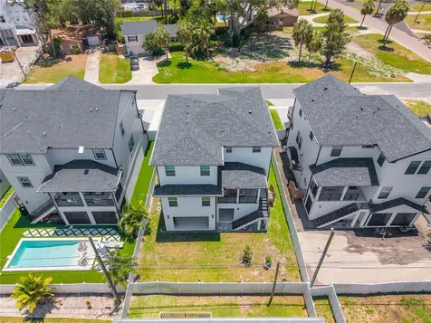 1717 Massachusetts Avenue NE St Petersburg FL 33703