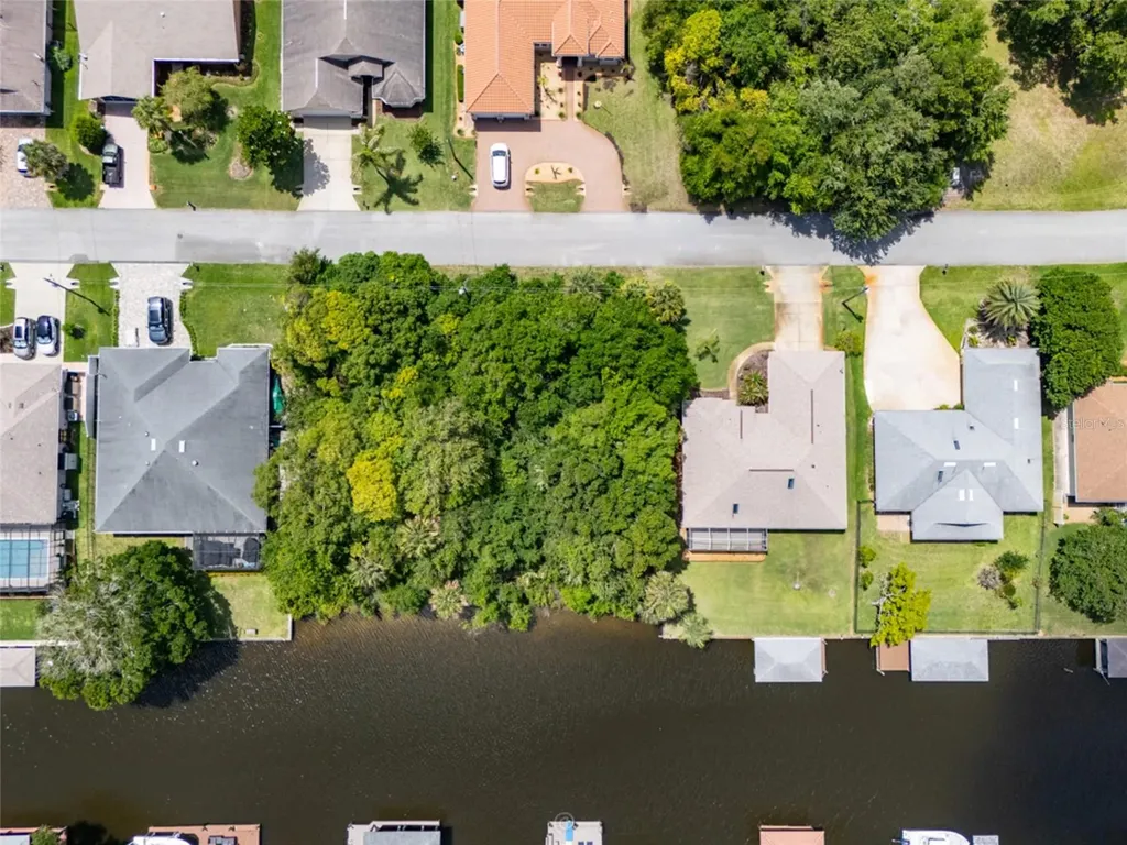 11 Commander Court Palm Coast FL 32137