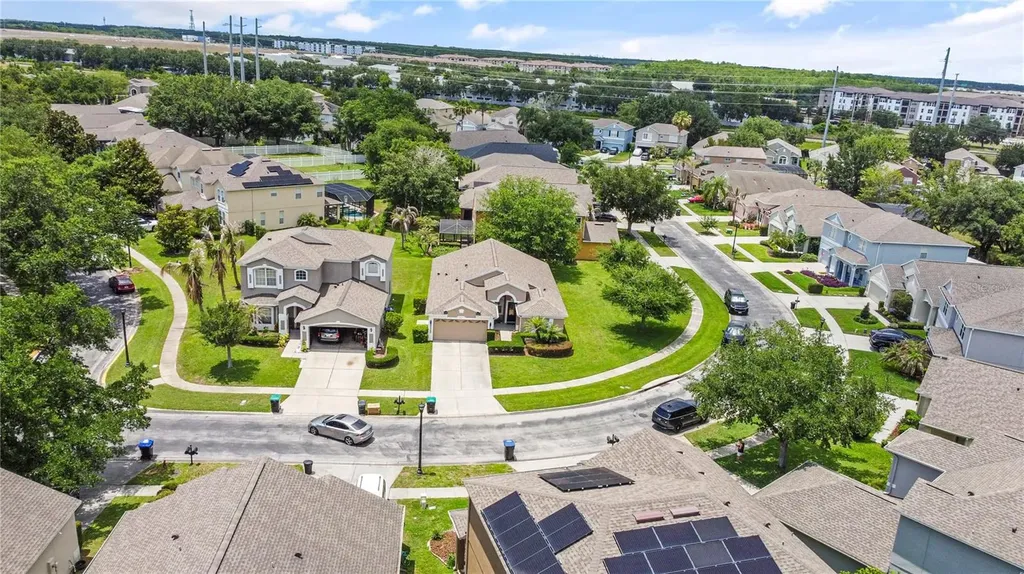 9555 Heron Pointe Drive Orlando FL 32832