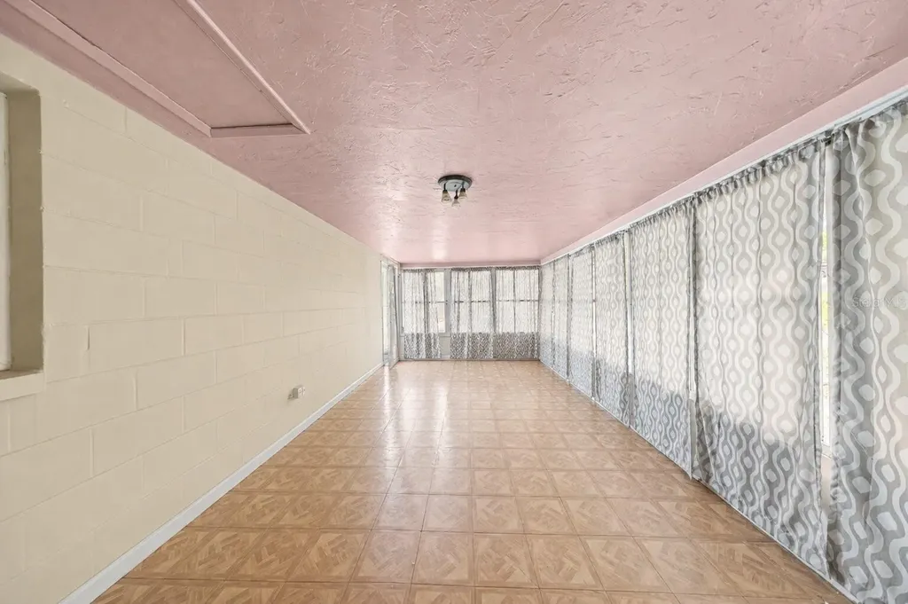 18 E Golden Street Beverly Hills FL 34465