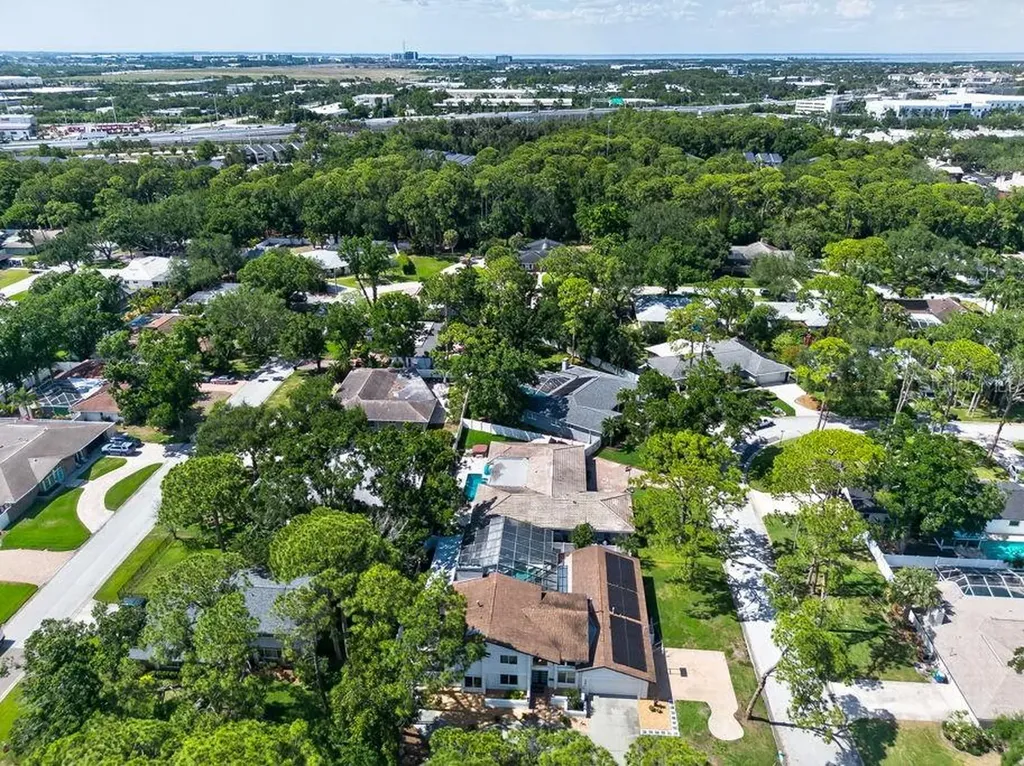 1461 87th Avenue N St Petersburg FL 33702