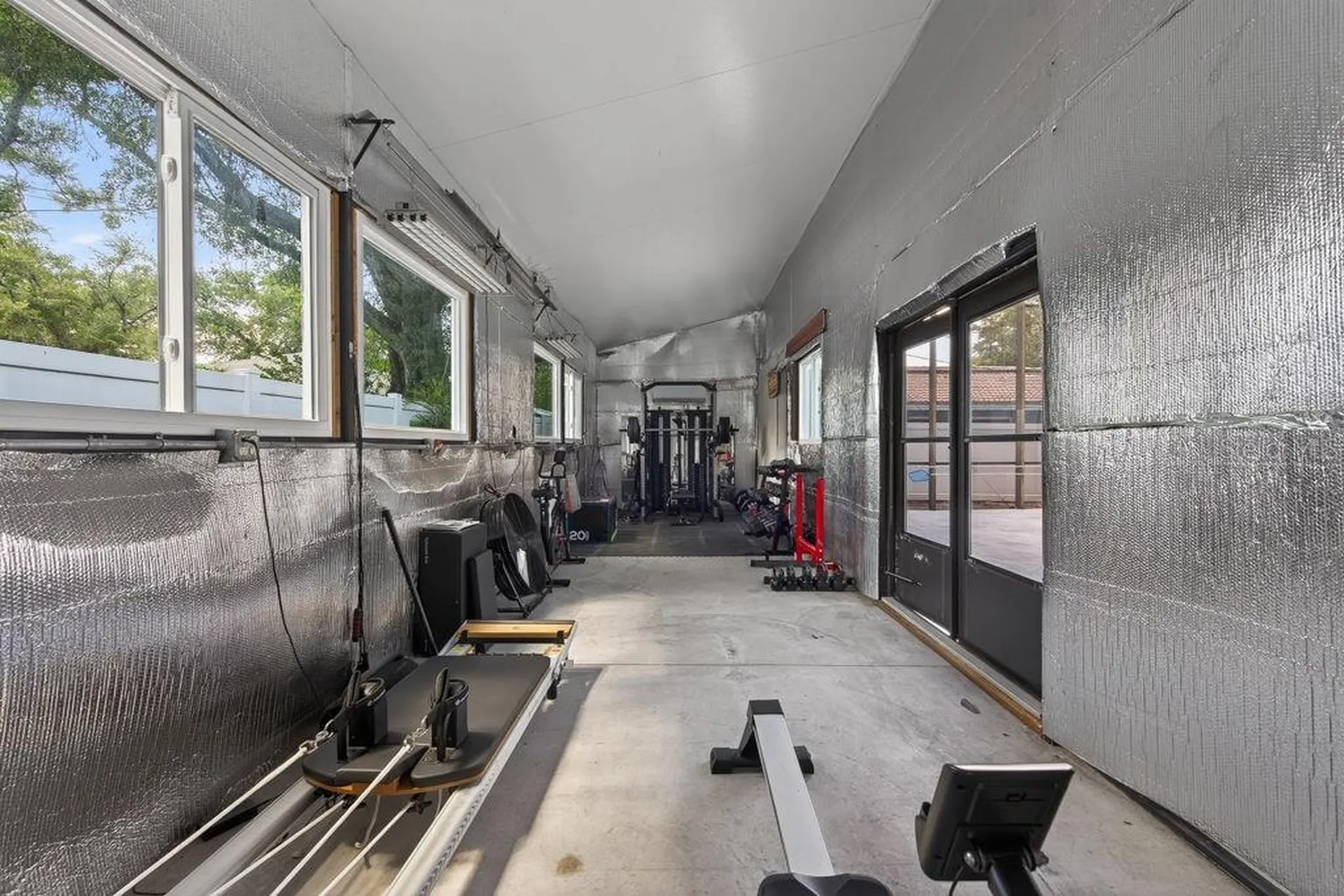 1461 87th Avenue N St Petersburg FL 33702