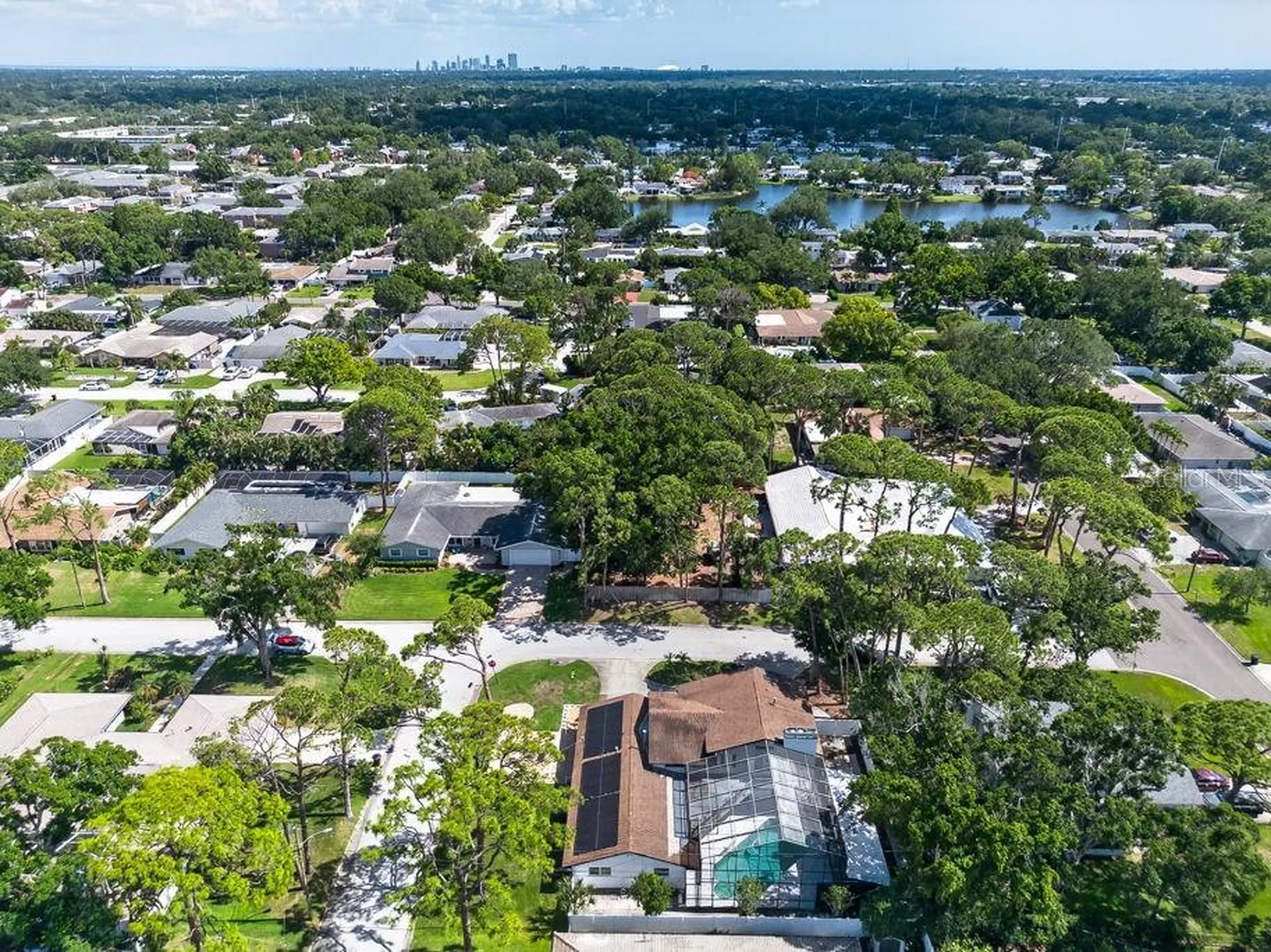 1461 87th Avenue N St Petersburg FL 33702