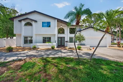 1461 87TH Avenue N St Petersburg FL 33702