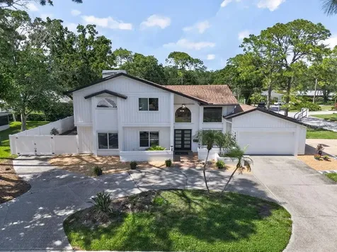 1461 87th Avenue N St Petersburg FL 33702