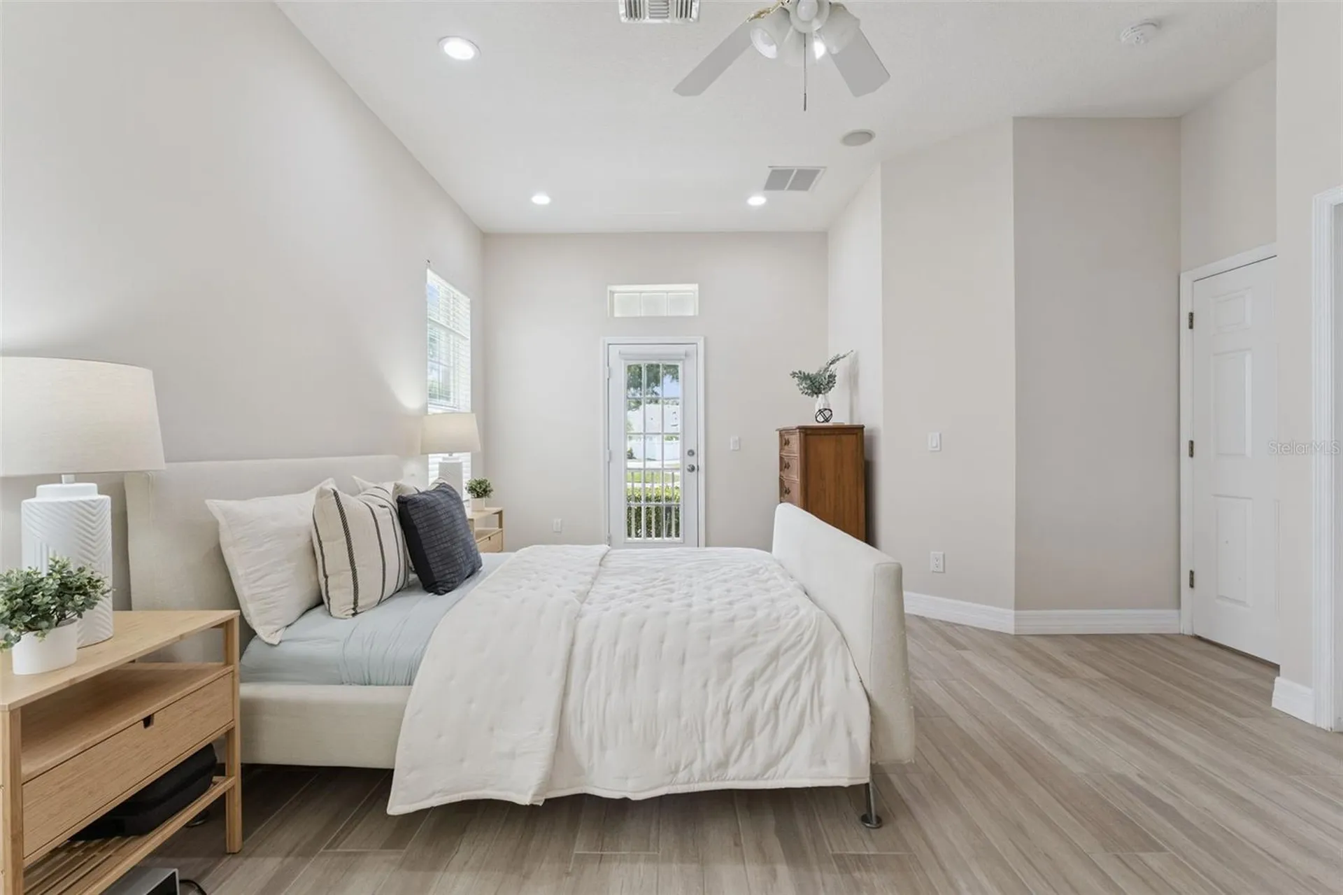 9558 Cypress Pine Street Orlando FL 32827