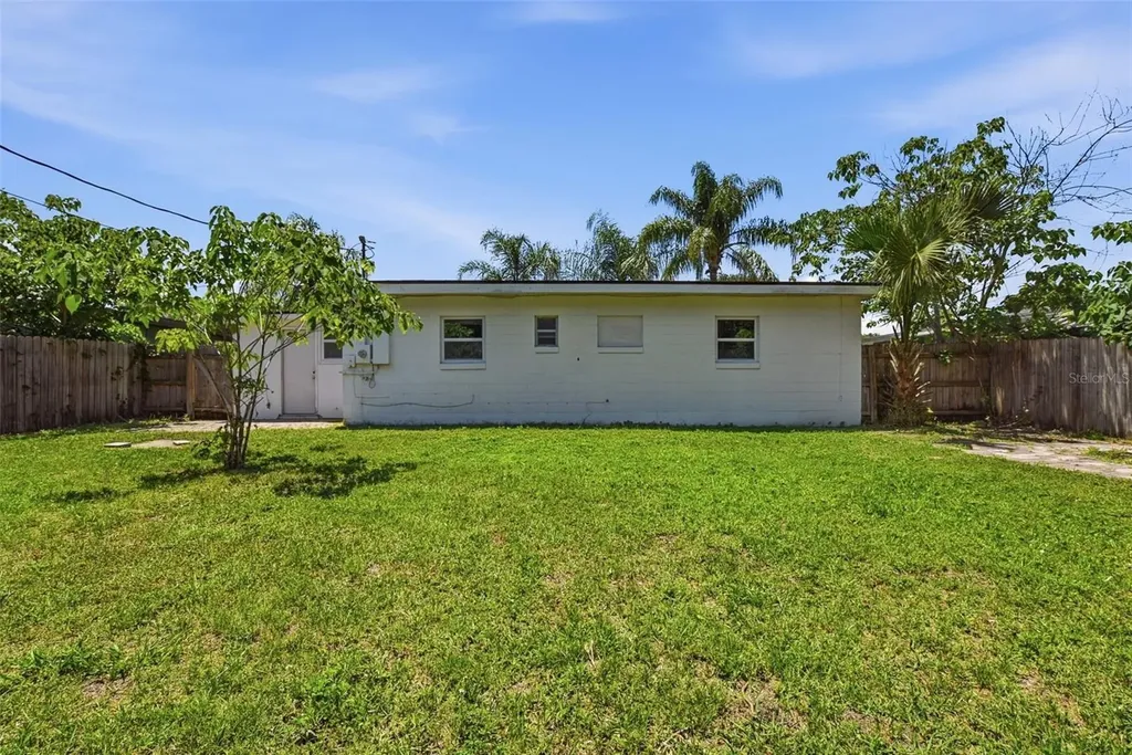213 Hays Drive Sanford FL 32771