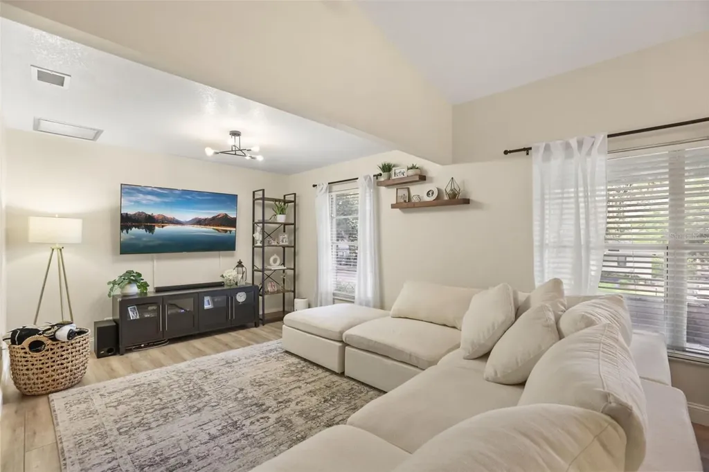 84 Hollow Branch Road Apopka FL 32703