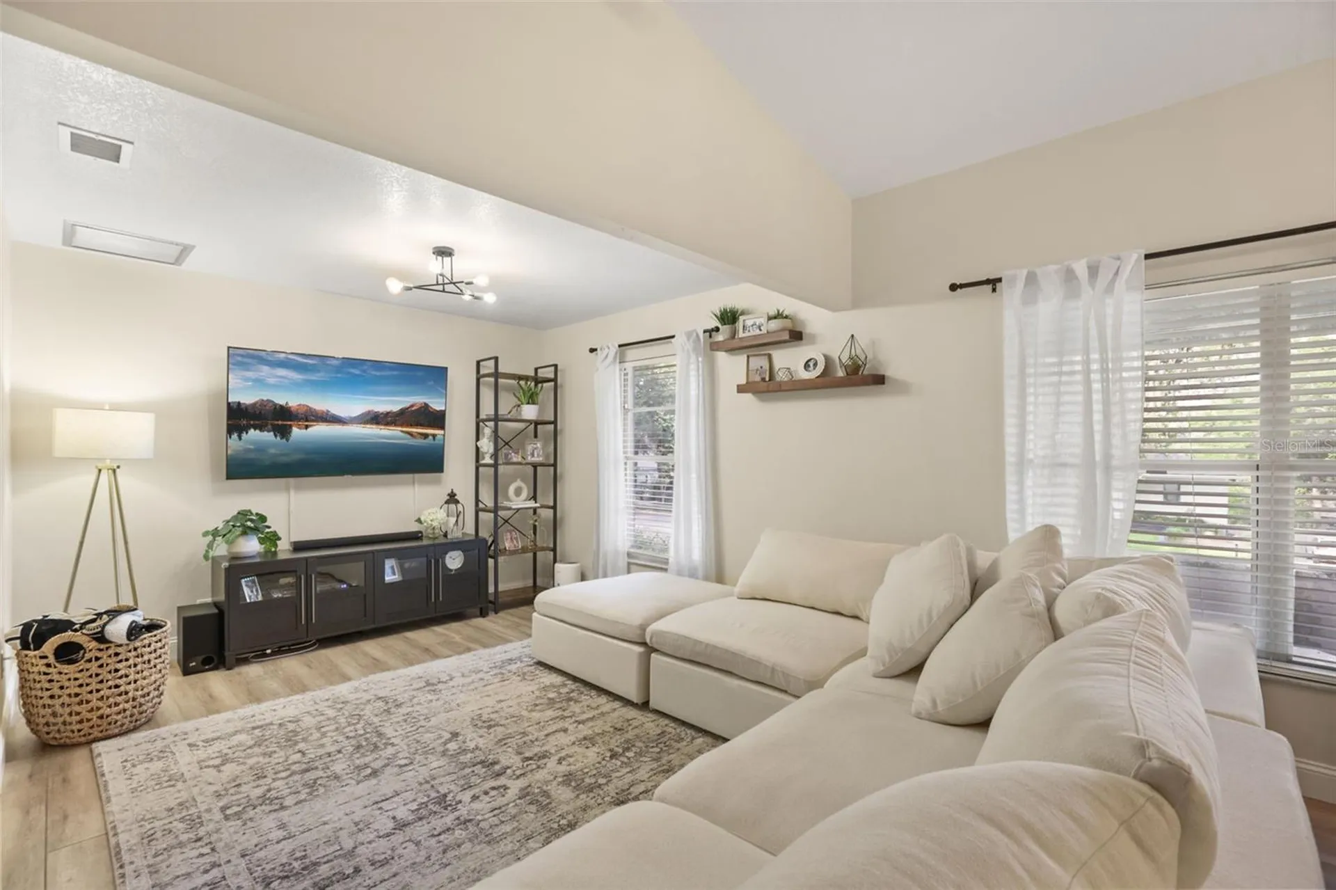 84 Hollow Branch Road Apopka FL 32703
