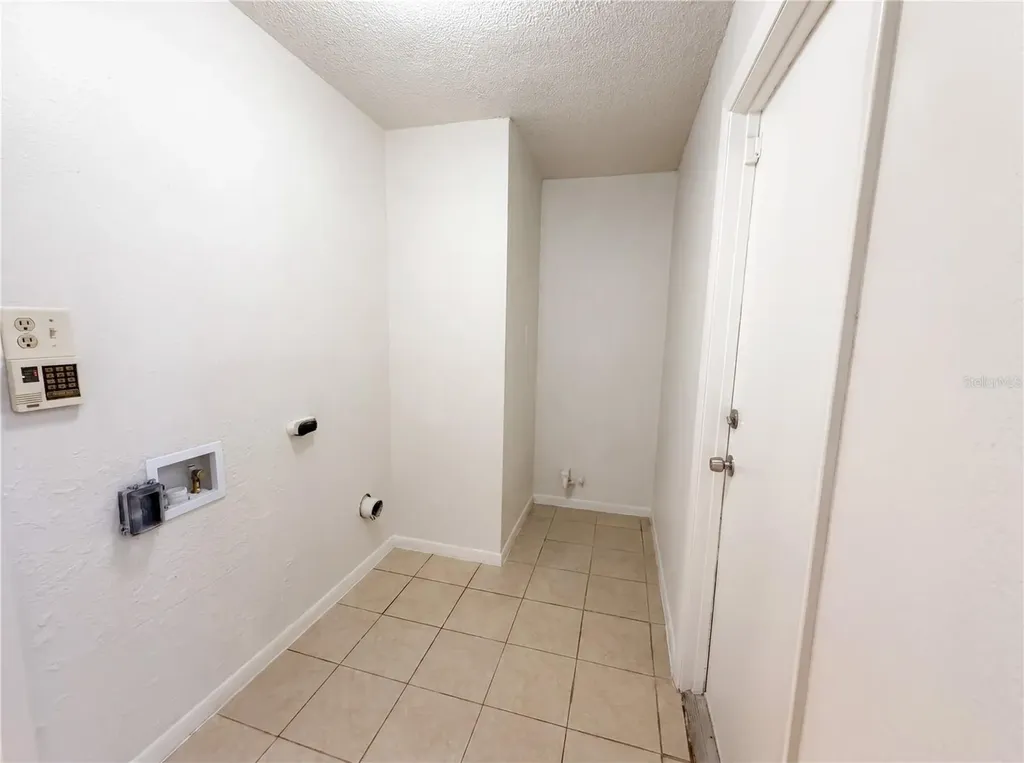 2534 Victarra Circle Lutz FL 33559