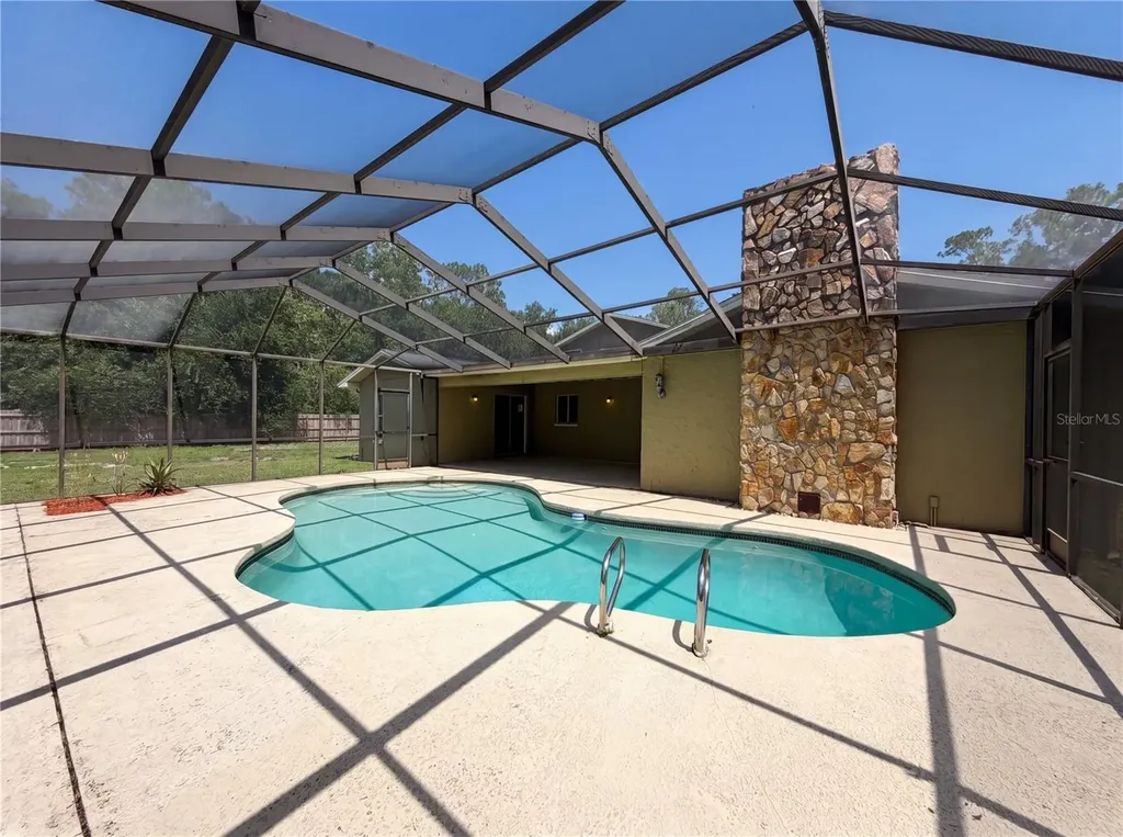 2534 Victarra Circle Lutz FL 33559