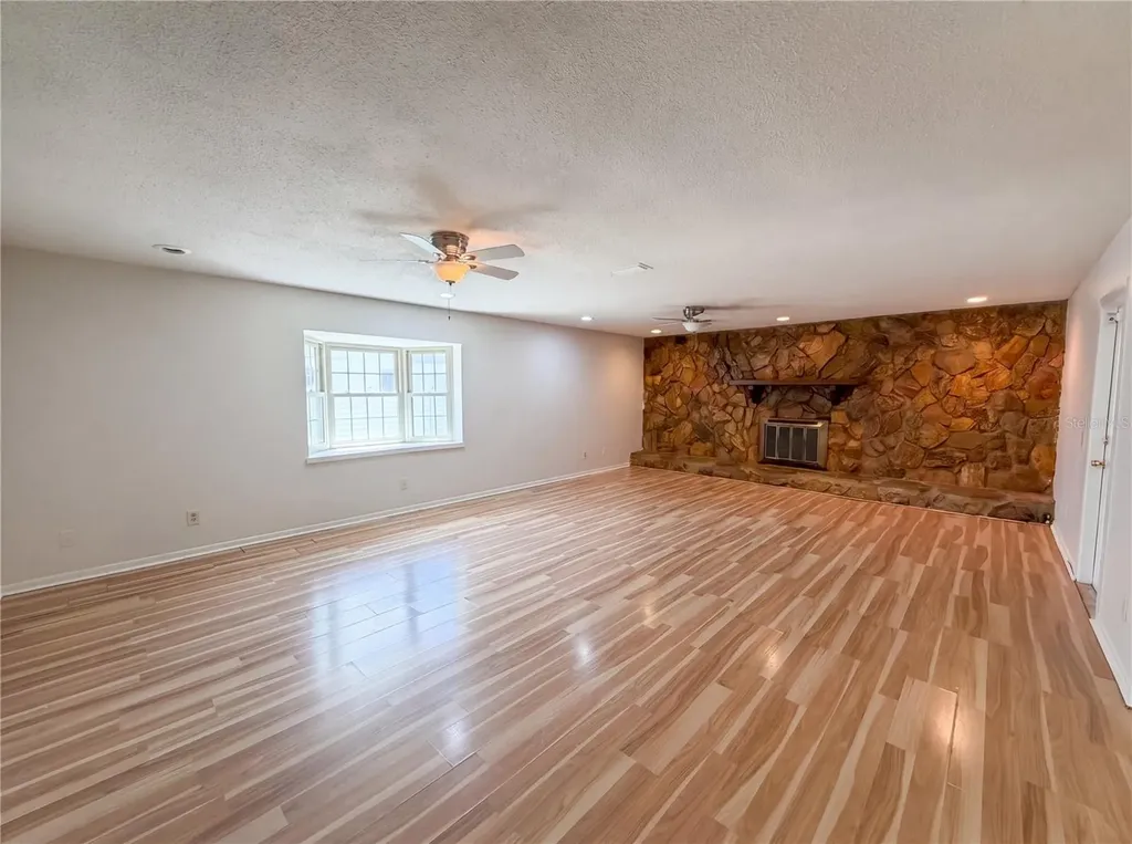 2534 Victarra Circle Lutz FL 33559