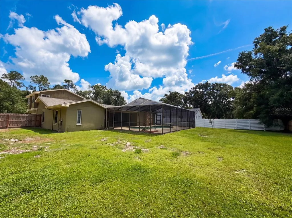 2534 Victarra Circle Lutz FL 33559
