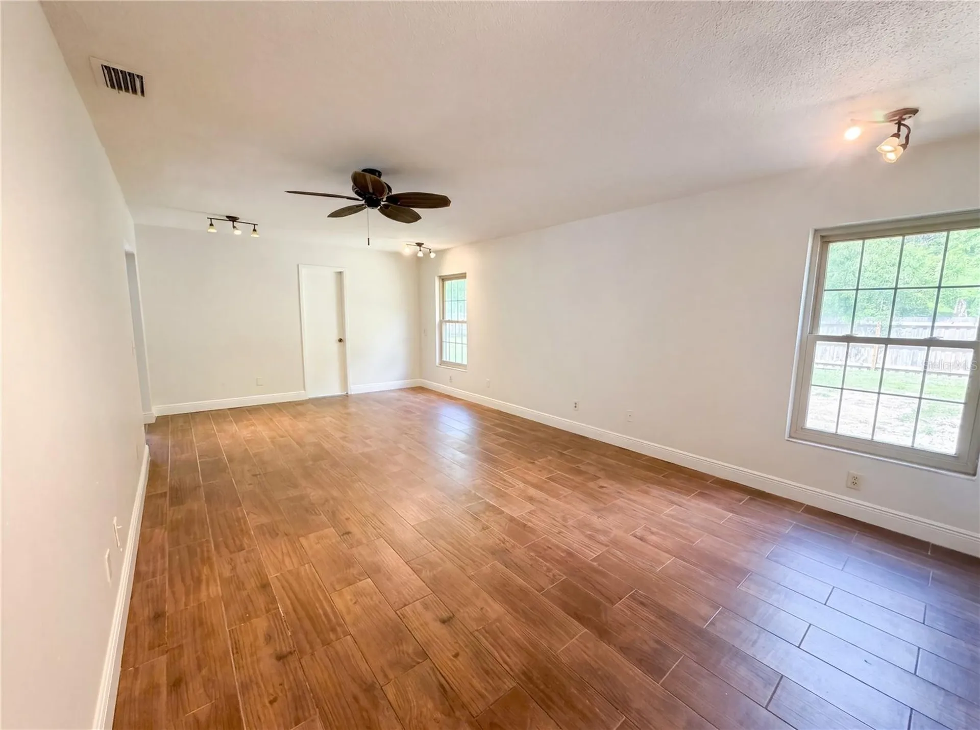 2534 Victarra Circle Lutz FL 33559