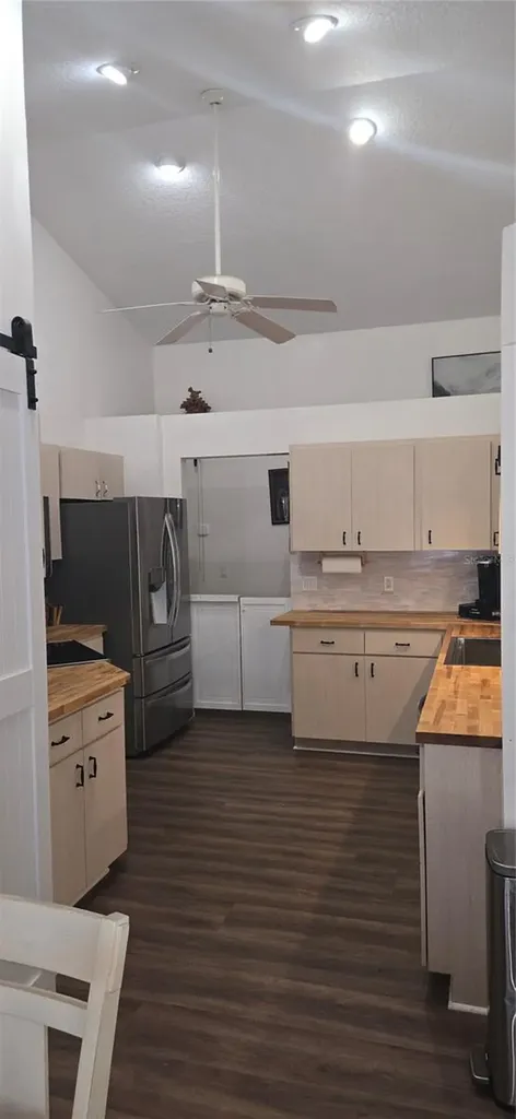 27 Grass Street Homosassa FL 34446