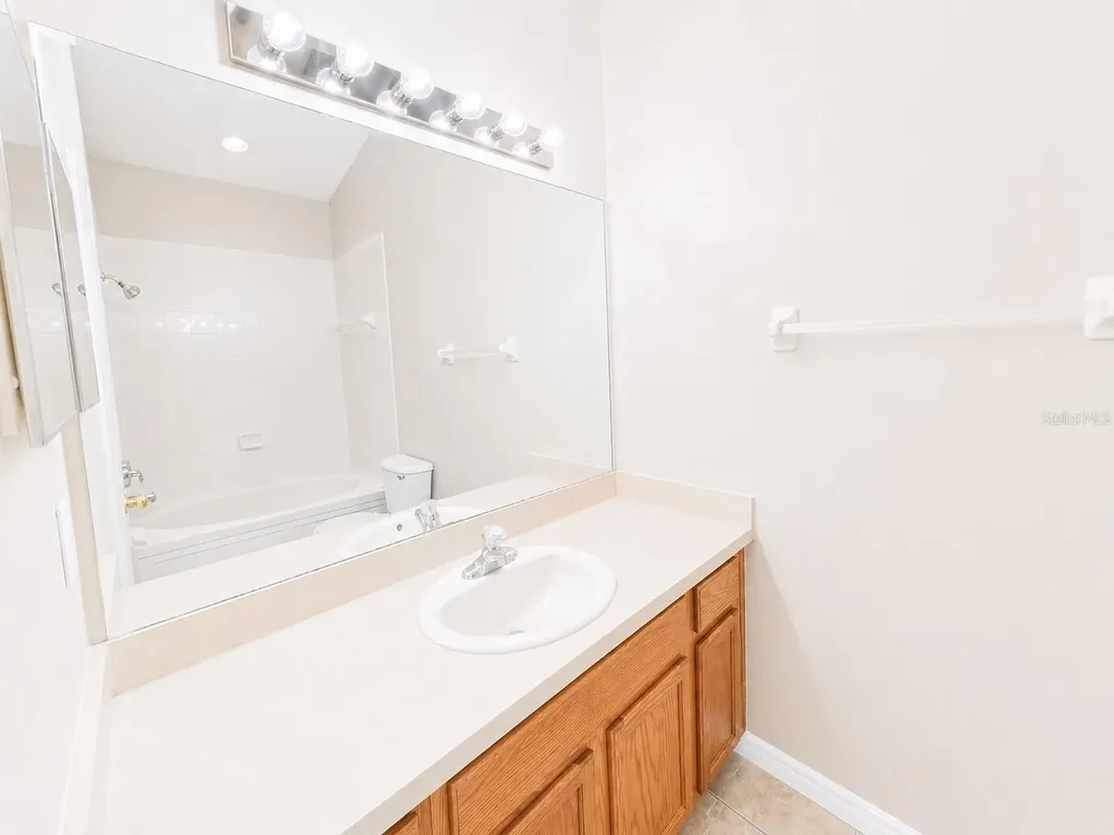 12719 Country Brook Lane Tampa FL 33625