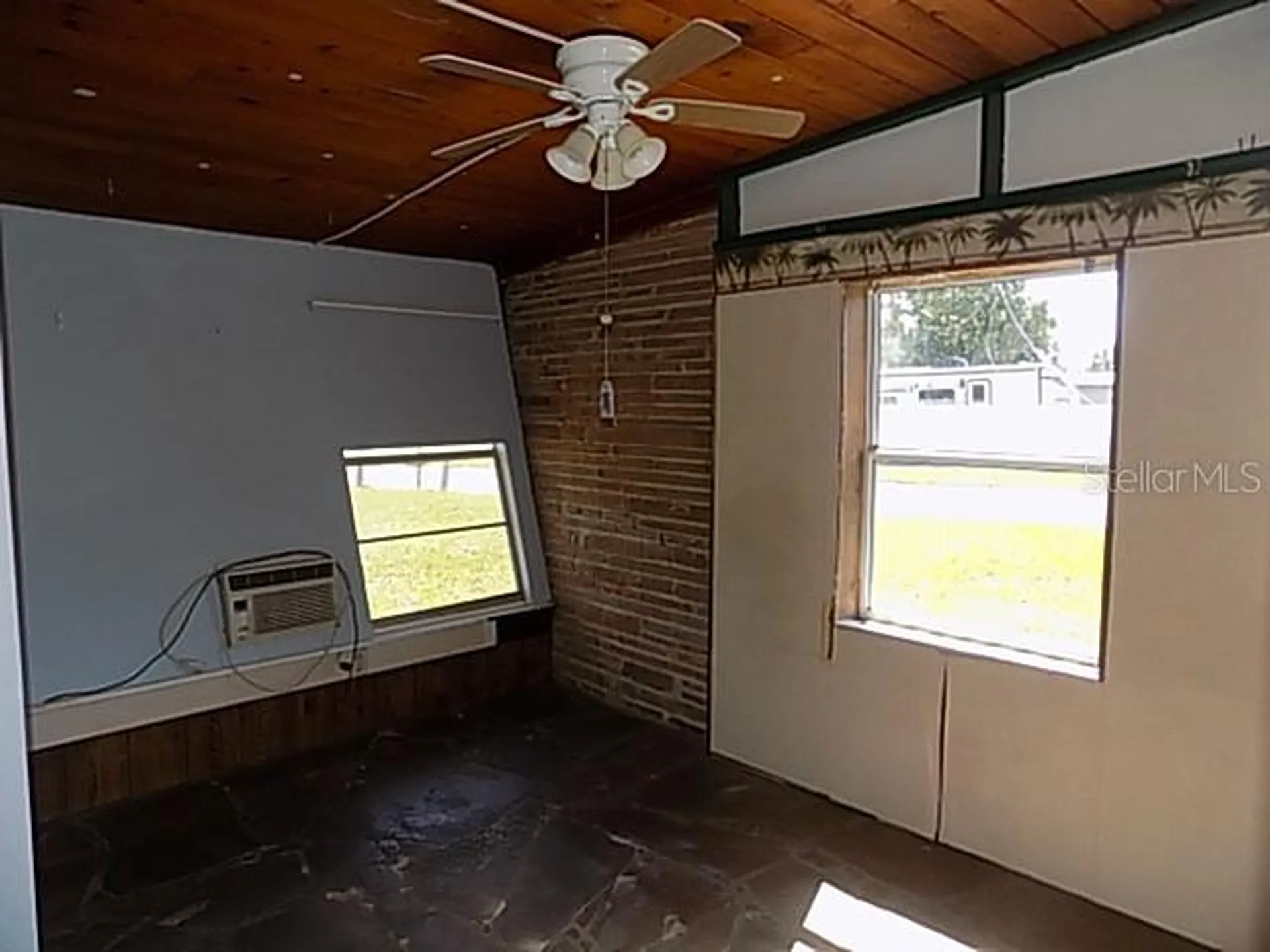 1000 Dartmouth Drive Bradenton FL 34207