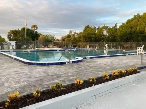 1000 Dartmouth Drive Bradenton FL 34207