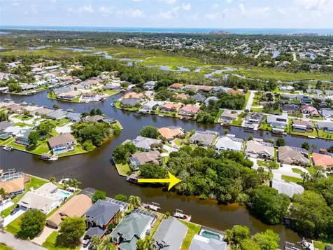 21 Corning Court Palm Coast FL 32137