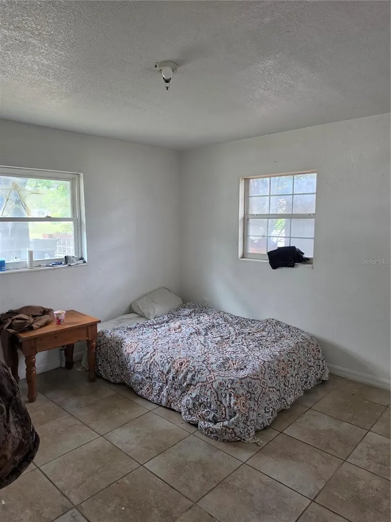 1215 NW 15th Avenue Ocala FL 34475