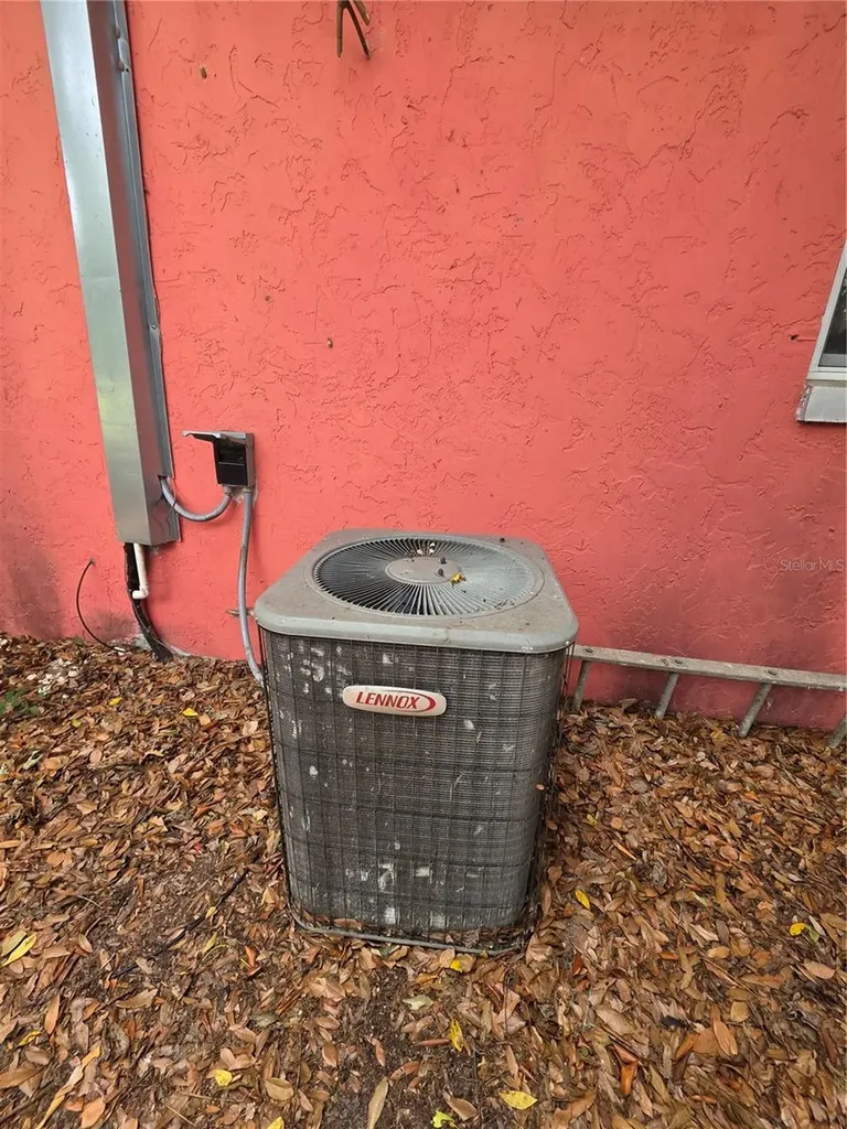 1215 NW 15th Avenue Ocala FL 34475