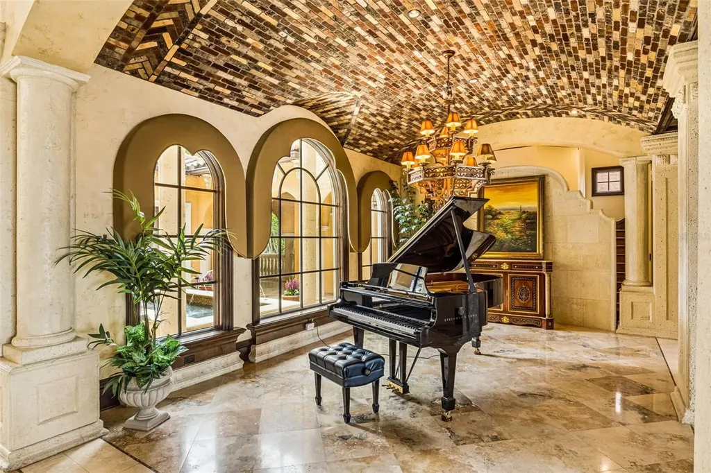 16619 Arezo Court Montverde FL 34756