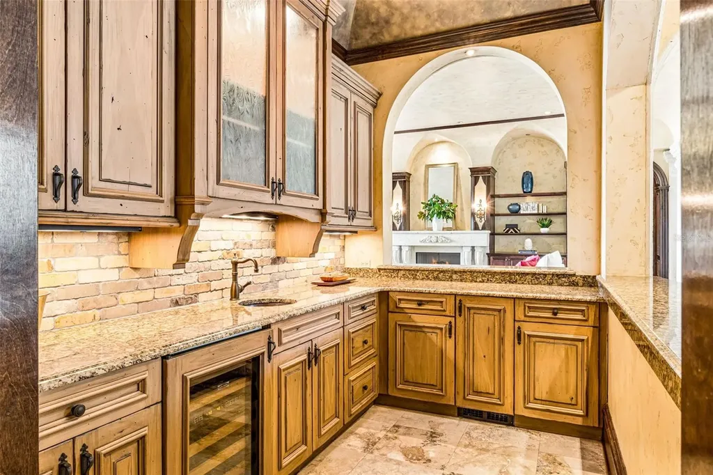 16619 Arezo Court Montverde FL 34756
