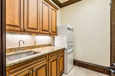 16619 Arezo Court Montverde FL 34756