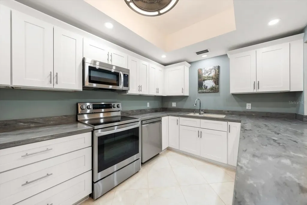 6 Belleview Boulevard Belleair FL 33756