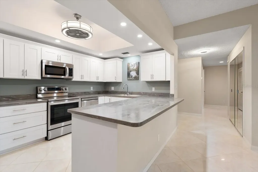 6 Belleview Boulevard Belleair FL 33756